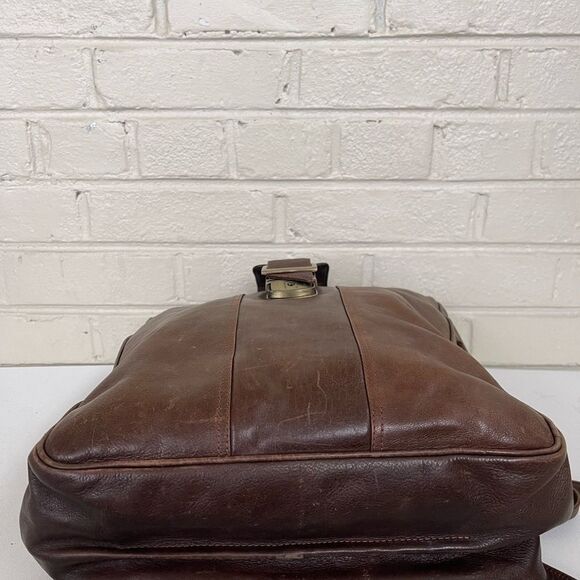 Vintage Leather Front Buckle Backpack - Picture 6 of 7